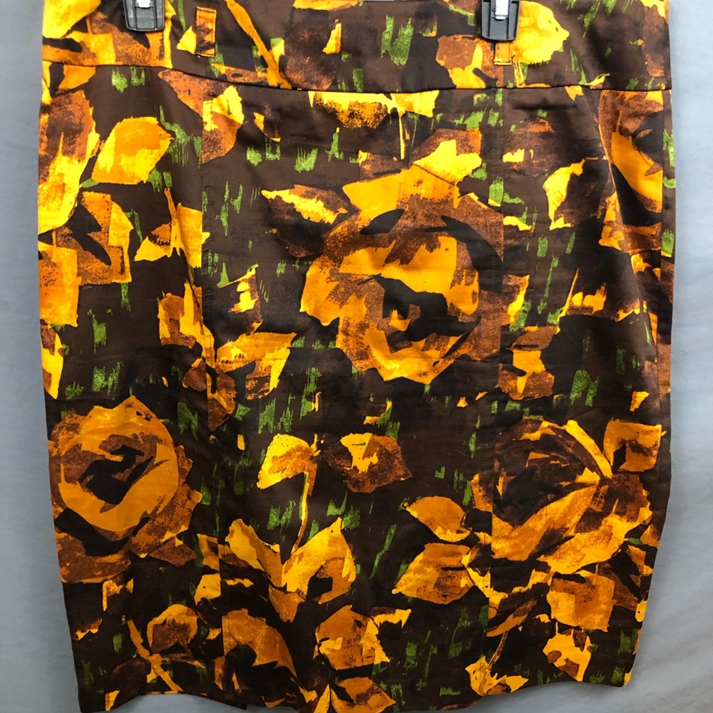 New York & Company Floral pencil skirt
